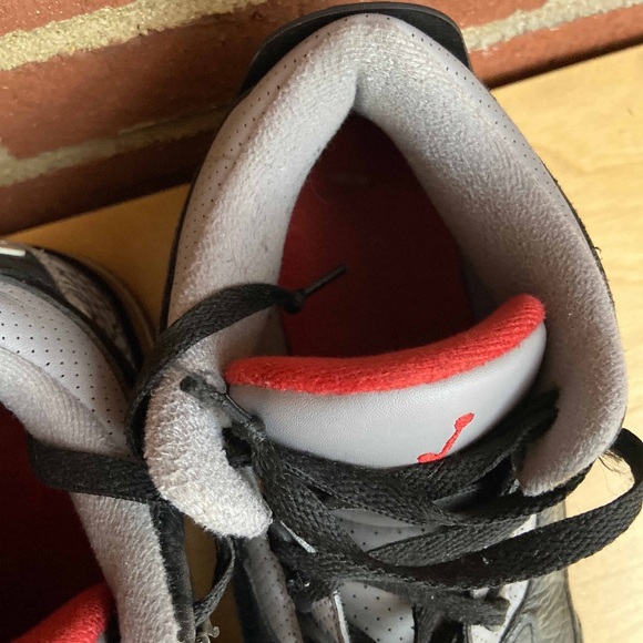 Jordan 3 Retro Black Cement - Picture 9 of 9